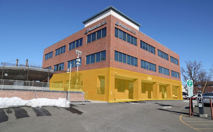 Pictures of Office property located at 35 E Blancke St, Linden, NJ 07036 for lease - image #1