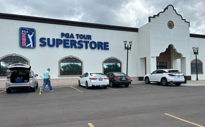 Pictures of Retail, Office, Restaurant property located at 6685 W 119th St, Leawood, KS 66209 for lease - image #1