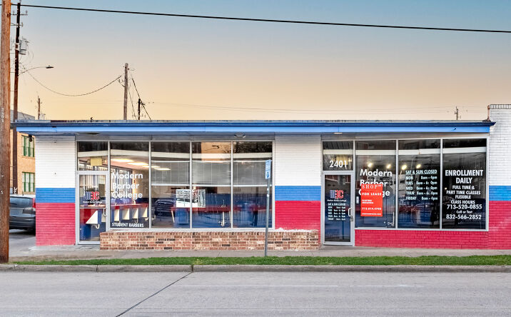 Pictures of Retail property located at 2401 Fannin St, Houston, TX 77002 for lease - image #1