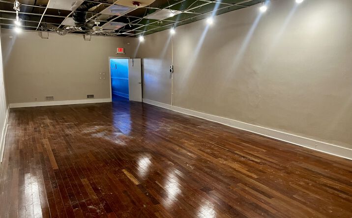 Pictures of Retail, Office, Restaurant property located at 395 North St, Pittsfield, MA 01201 for lease - image #1