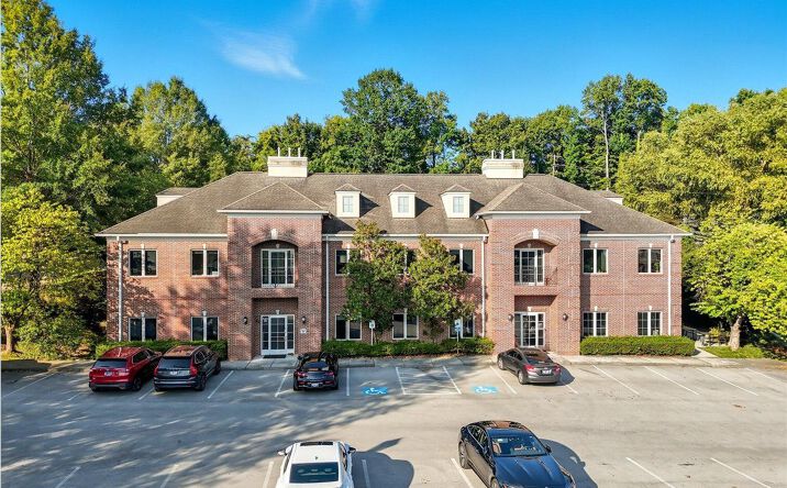 Pictures of Office property located at 6223 Highland Pl Way, Knoxville, TN 37919 for lease - image #1