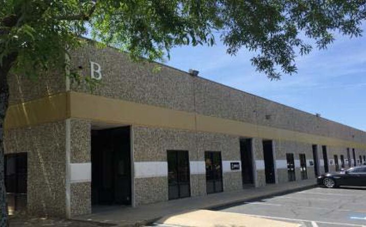 Pictures of Office, Industrial, Retail property located at 8204 N Lamar Blvd, Austin, TX 78753 for lease - image #1