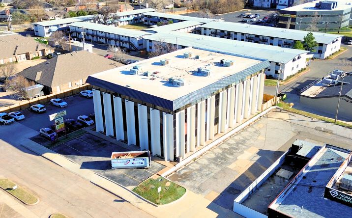 Pictures of Office property located at 2828 NW 57th St, Oklahoma City, OK 73112 for lease - image #1