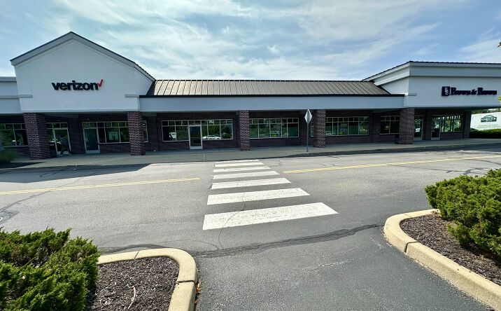 Pictures of Retail property located at 250 Flanders Rd, East Lyme, CT 06357 for lease - image #1