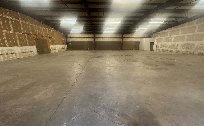 Pictures of Industrial property located at 8741 Greenwell Springs Rd, Baton Rouge, LA 70814 for lease - image #1