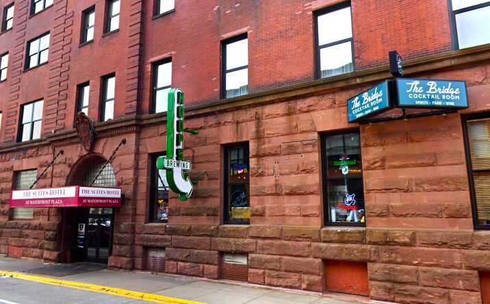 Pictures of Retail property located at 325 S Lake Ave, Duluth, MN 55802 for lease - image #1