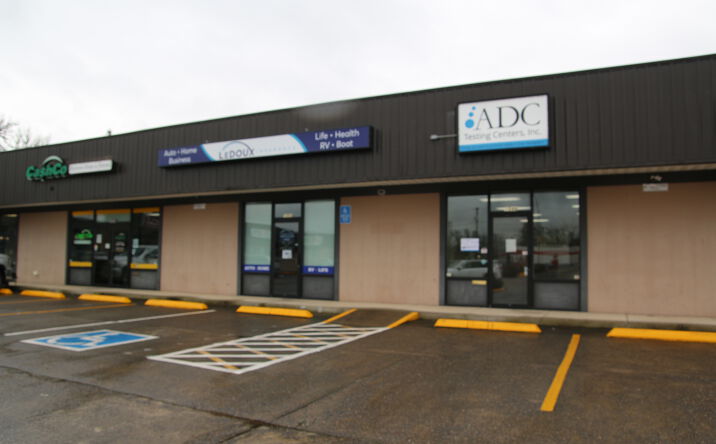 Pictures of Retail property located at 1544 SE 9th Ave, Albany, OR 97322 for lease - image #1