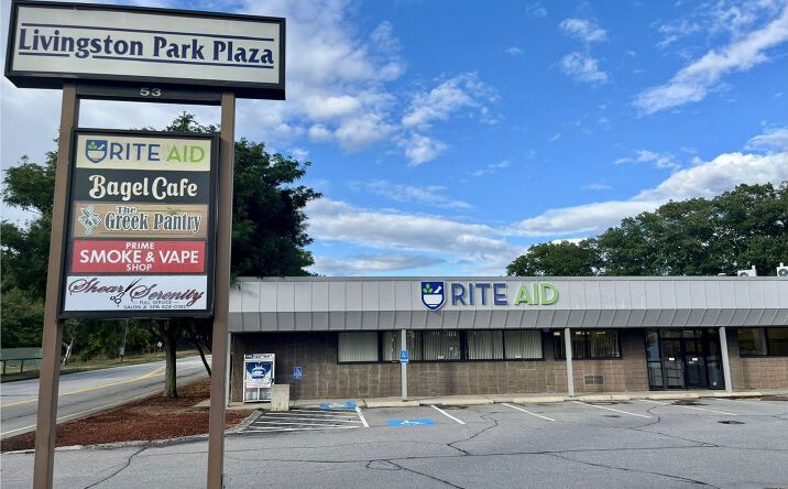 Pictures of Retail property located at 53 Hooksett Rd, Manchester, NH 03104 for lease - image #1