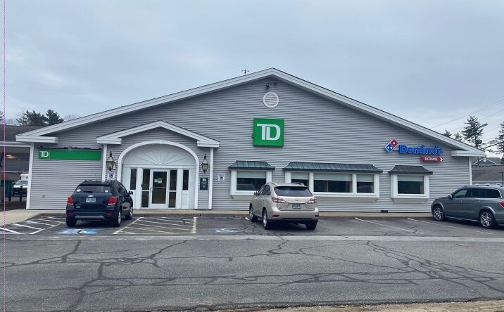 Pictures of Retail property located at 184 New Hampshire 101, Bedford, NH 03110 for lease - image #1