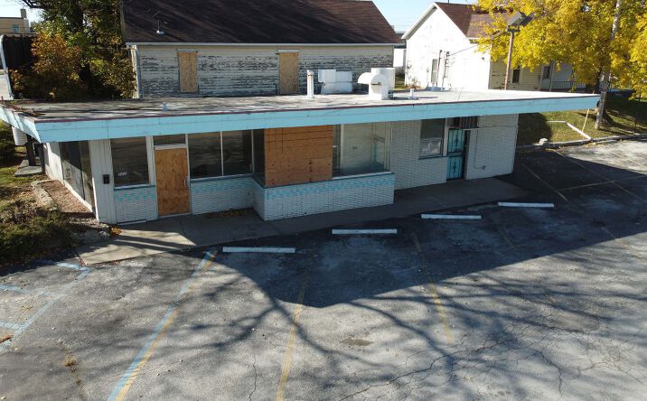 Pictures of Retail property located at 222 S Summit St, Toledo, OH 43604 for lease - image #1