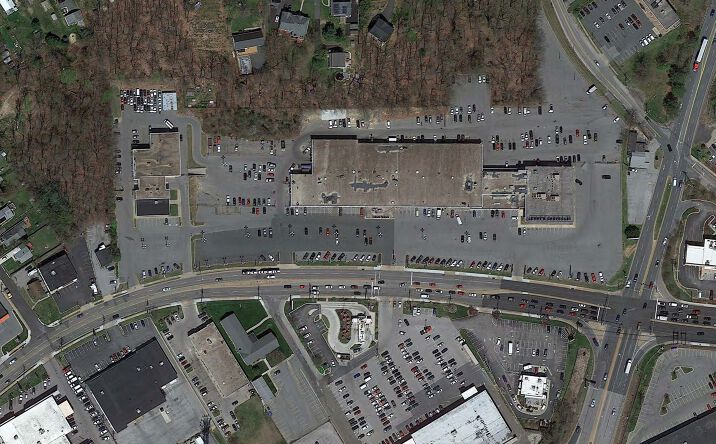 Pictures of Retail, Land property located at 1906-1940 E Joppa Rd, Parkville, MD 21234 for lease - image #1