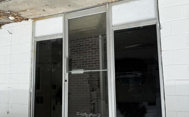 Pictures of Retail property located at 905 E New Haven Avenue E 102, Melbourne, FL 32901 for lease - image #1