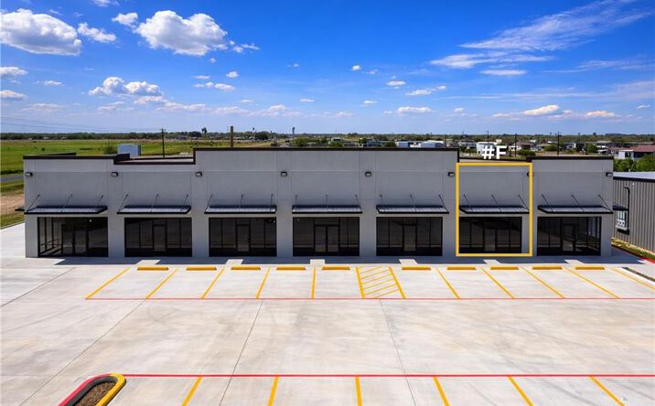Pictures of Office, Restaurant, Retail property located at 3419 Alamo Road # F, Edinburg, TX 78542 for lease - image #1