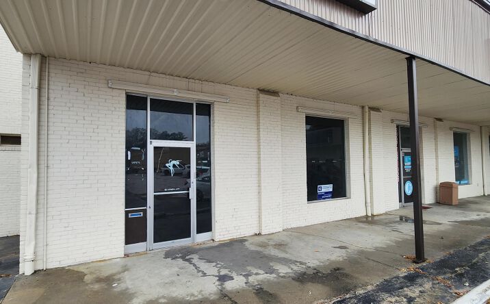 Pictures of Retail property located at 8507 Old State Road, Holly Hill, SC 29059 for lease - image #1