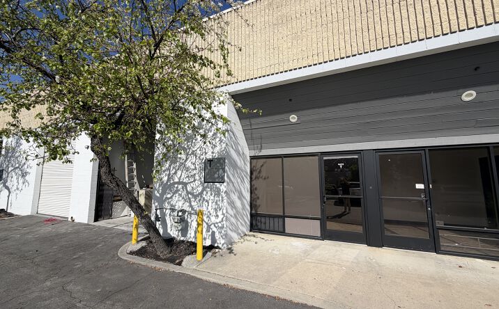 Pictures of Industrial property located at 2889 Bunsen Ave, Ventura, CA 93003 for lease - image #1