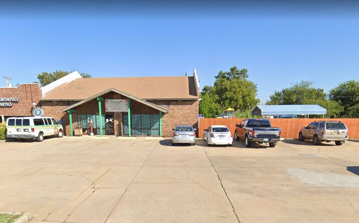 Pictures of Special Purpose property located at 1911 W Gore Blvd, Lawton, OK 73501 for lease - image #1