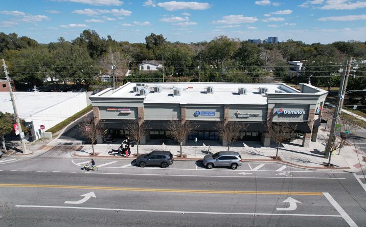 Pictures of Retail, Restaurant, Office property located at 3009 Edgewater Dr, Orlando, FL 32804 for lease - image #1