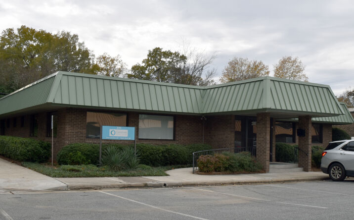 Pictures of Office property located at 311 W Wendover Ave, Greensboro, NC 27408 for lease - image #1