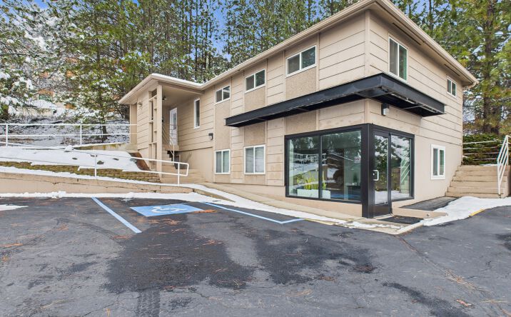 Pictures of Office property located at 6701 N Country Homes Blvd, Spokane, WA 99208 for lease - image #1