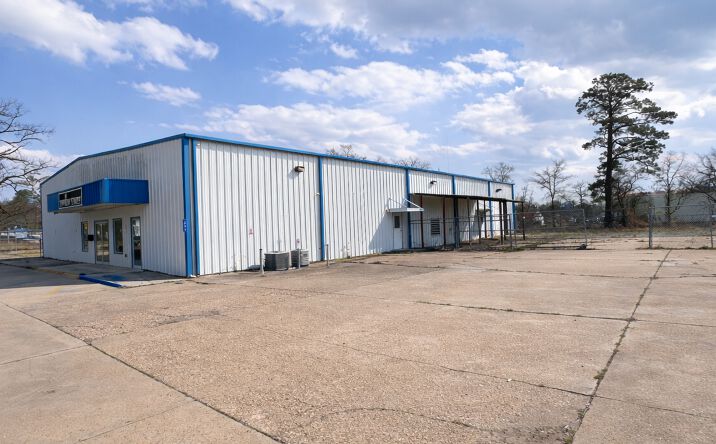 Pictures of Industrial property located at 110 Horne St, West Monroe, LA 71292 for lease - image #1