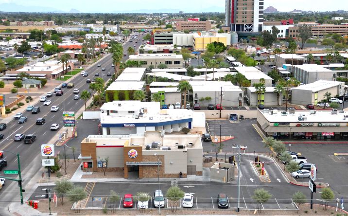 Pictures of Retail property located at 1617 E Thomas Rd, Phoenix, AZ 85016 for lease - image #1