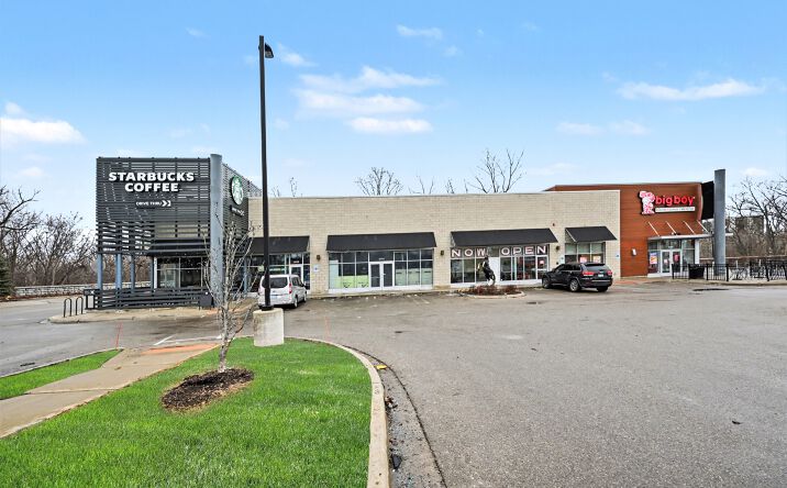 Pictures of Retail, Office, Restaurant property located at 26424 Telegraph Rd, Southfield, MI 48033 for lease - image #1
