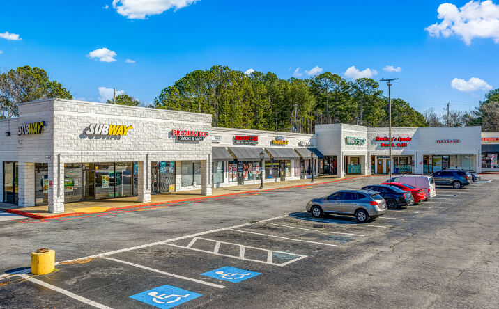 Pictures of Retail property located at 1525 E Park Pl Blvd, Stone Mountain, GA 30087 for lease - image #1