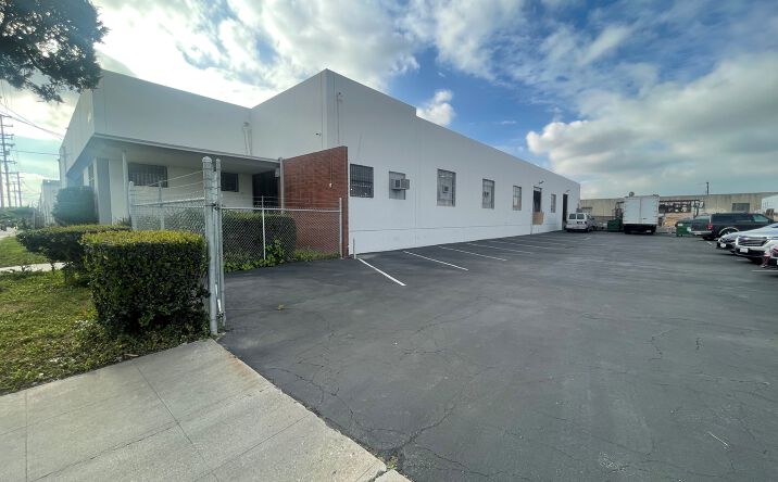 Pictures of Industrial property located at 6446 Flotilla St, Commerce, CA 90040 for lease - image #1