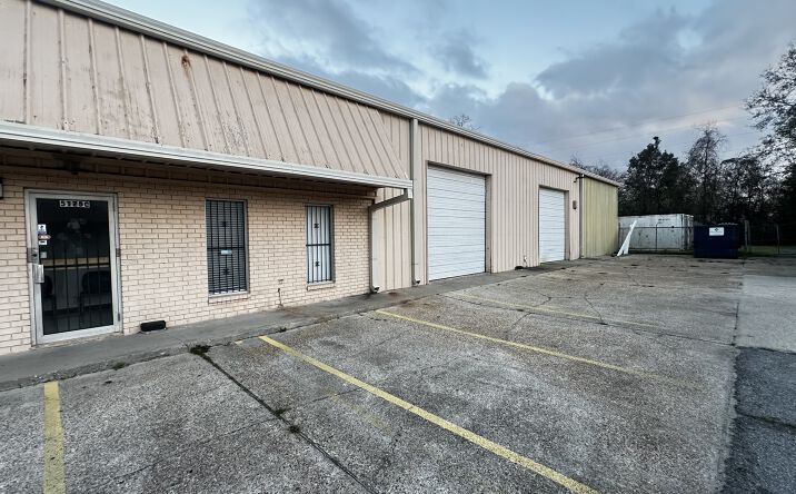 Pictures of Office property located at 5125 Taravella Rd, Marrero, LA 70072 for lease - image #1
