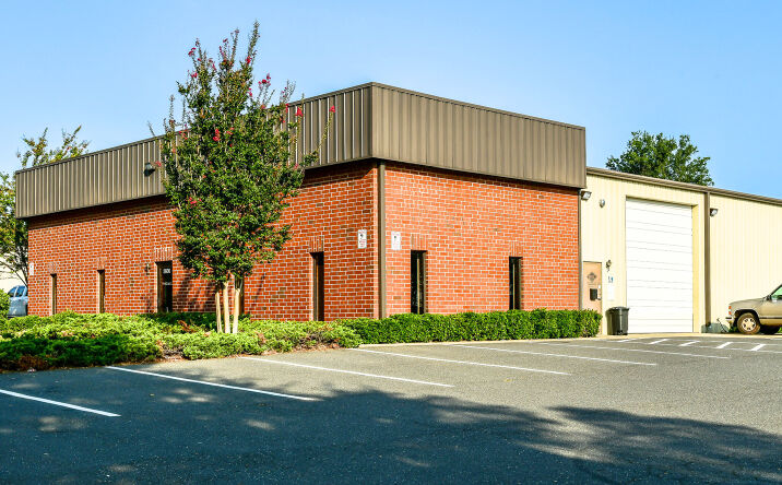 Pictures of Industrial property located at 5606 Harrisburg Industrial Park Dr, Harrisburg, NC 28075 for lease - image #1