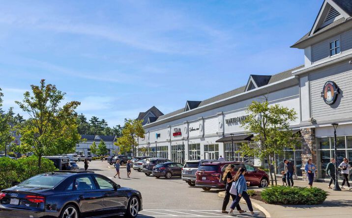 Pictures of Retail property located at 2421 Cranberry Hwy, Wareham, MA 02571 for lease - image #1