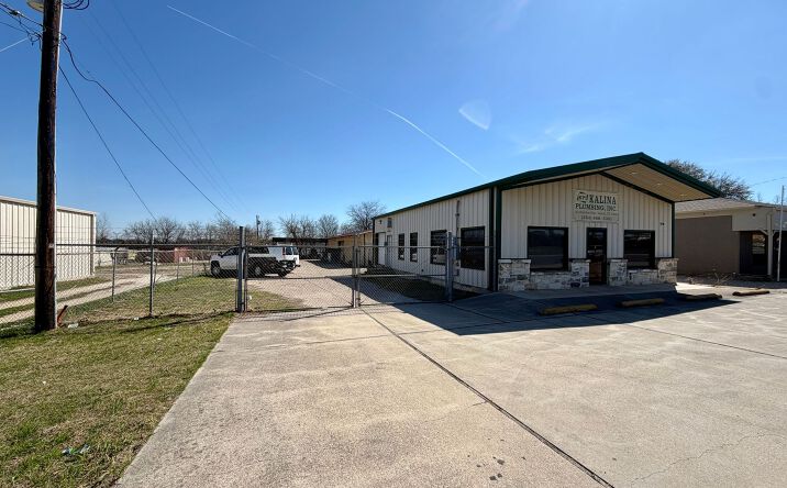 Pictures of Industrial property located at 203 Panther Way, Hewitt, TX 76643 for lease - image #1