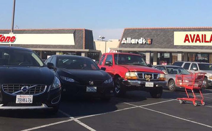 Pictures of Retail property located at 5340 N Blackstone Ave, Fresno, CA 93710 for lease - image #1