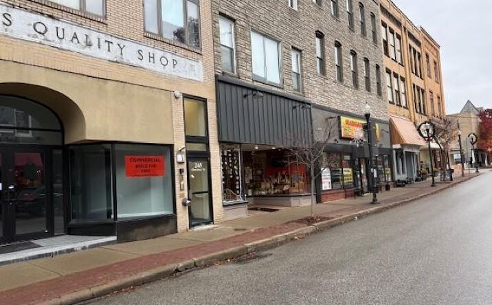 Pictures of Retail property located at 245 Chestnut St, Meadville, PA 16335 for lease - image #1