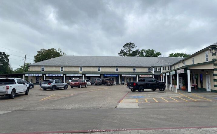 Pictures of Retail property located at 24501 FM 2100, Huffman, TX 77336 for lease - image #1