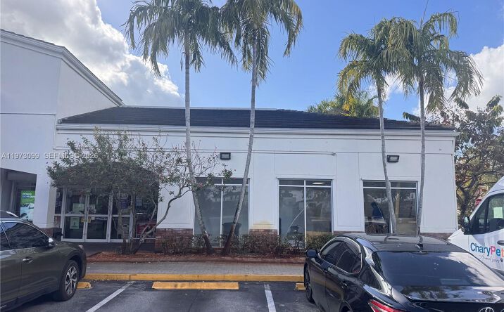 Pictures of Retail property located at 4349 S Flamingo Rd, Davie, FL 33330 for lease - image #1