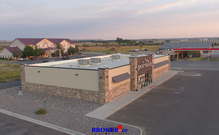 Pictures of Retail, Office property located at 2010 N Federal Blvd, Riverton, WY 82501 for lease - image #1