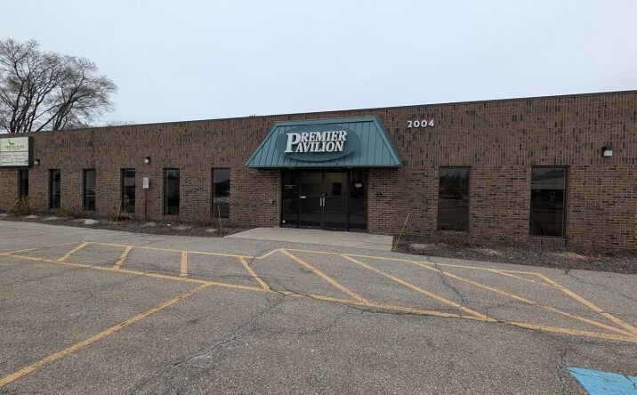 Pictures of Office property located at 2004 Ironwood Cir, South Bend, IN 46635 for lease - image #1
