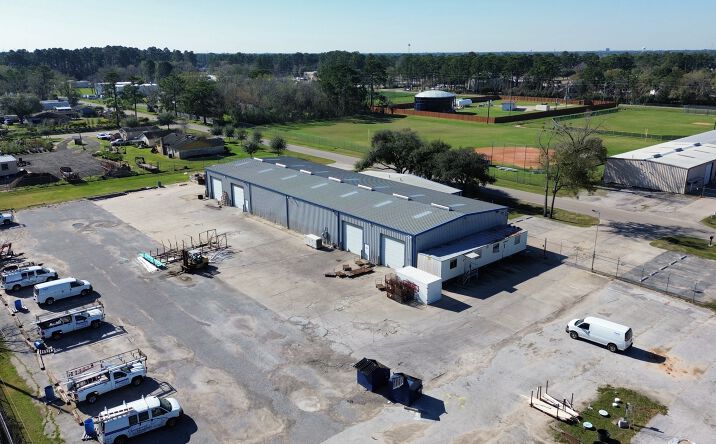 Pictures of Industrial property located at 18906 Turnip St, Spring, TX 77379 for lease - image #1