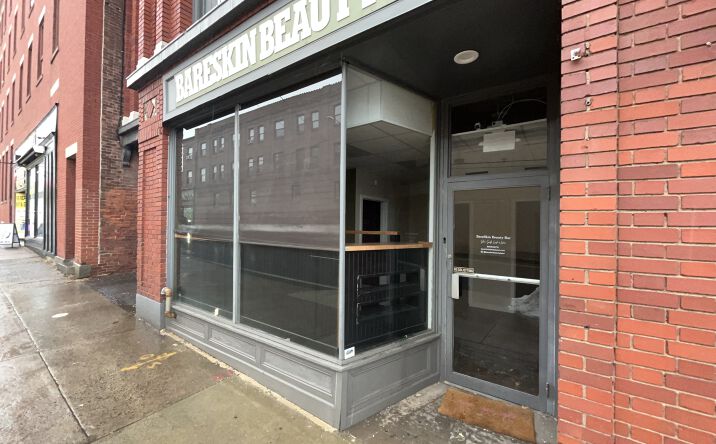 Pictures of Retail property located at 62 Washington St, Middletown, CT 06457 for lease - image #1