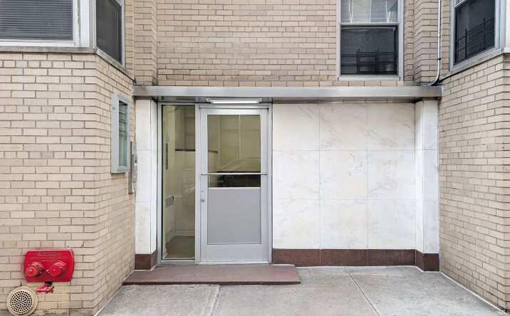 Pictures of Office property located at 7 Lexington Ave, New York, NY 10010 for lease - image #1