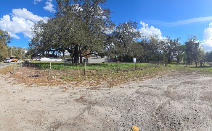 Pictures of Land property located at 11501 Pruett Rd, Seffner, FL 33584 for lease - image #1