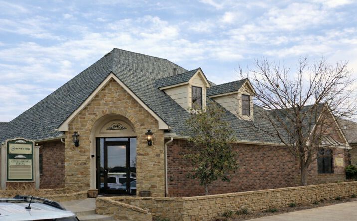 Pictures of Office property located at 1448 N Mustang Rd, Mustang, OK 73064 for lease - image #1