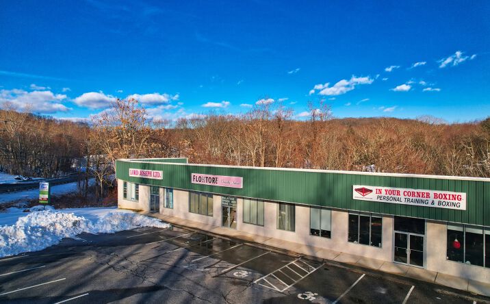 Pictures of Retail, Office property located at 524 Wolcott Rd, Wolcott, CT 06716 for lease - image #1