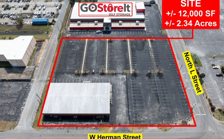Pictures of Retail, Industrial property located at 3670 N L St, Pensacola, FL 32505 for lease - image #1