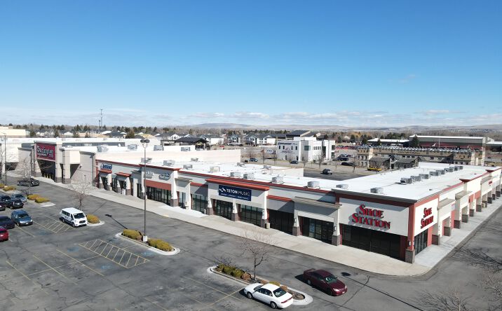 Pictures of Retail property located at 3025 S 25th E, Ammon, ID 83406 for lease - image #1