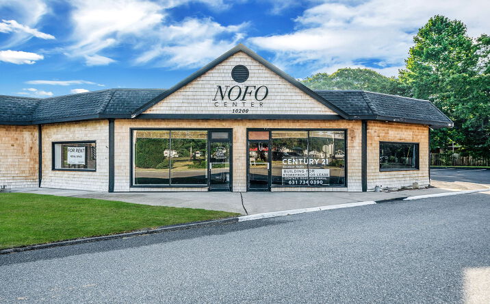 Pictures of Retail, Office property located at 10200 Main Rd, Mattituck, NY 11952 for lease - image #1