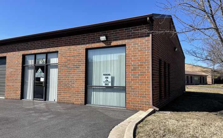 Pictures of Office property located at 14 Irongate Dr, Unit A, Waldorf, MD 20602 for lease - image #1