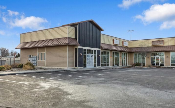 Pictures of Retail, Office, Special Purpose property located at 2323 W Broadway Ave, Moses Lake, WA 98837 for lease - image #1