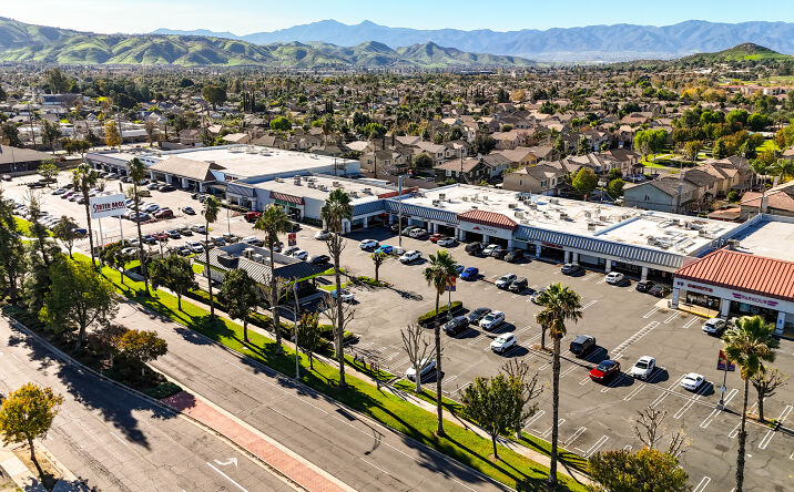 Pictures of Retail property located at 4650-4860 La Sierra Ave, Riverside, CA 92505 for lease - image #1